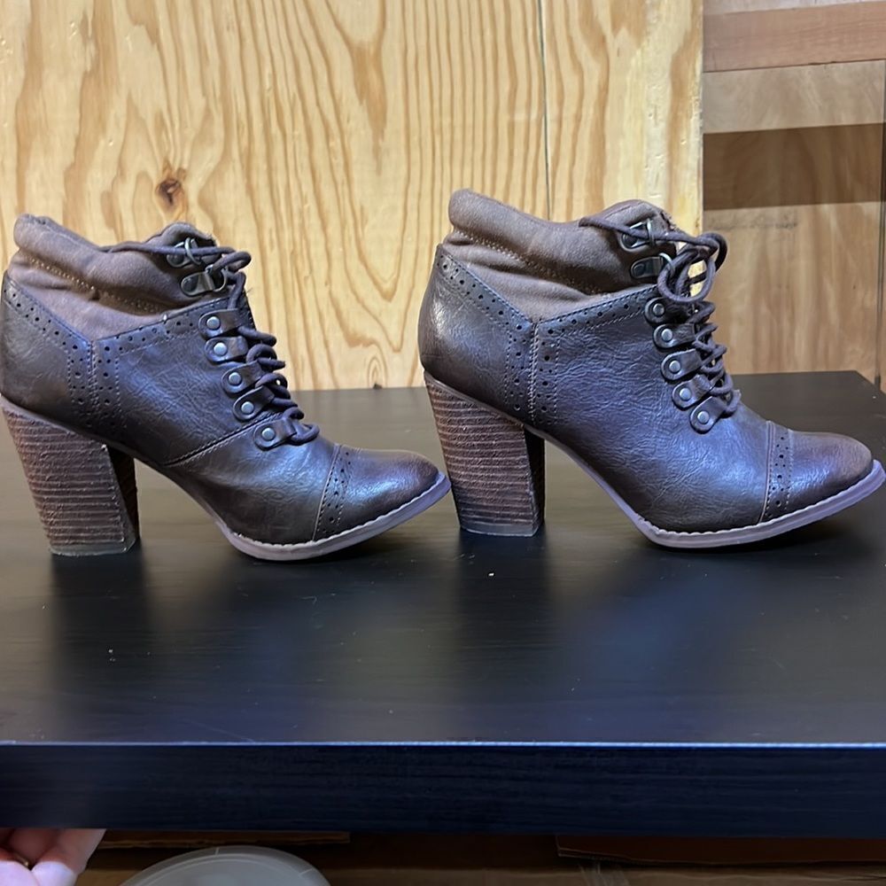 Buckle Not Rated Booties  - Picture 4 of 9